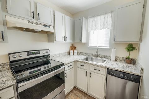 Tiny photo for 15 Countryplace Lane, Lynchburg, VA 24501 (MLS # 364645)