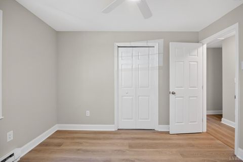 Tiny photo for 3537 Bell Town Rd, Bedford, VA 24523 (MLS # 365932)