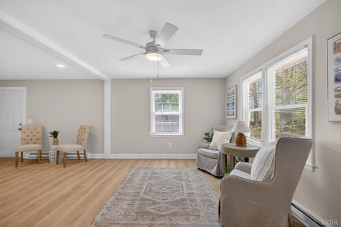 Tiny photo for 3537 Bell Town Rd, Bedford, VA 24523 (MLS # 365932)
