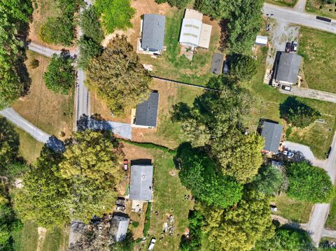 Tiny photo for 3537 Bell Town Rd, Bedford, VA 24523 (MLS # 365932)
