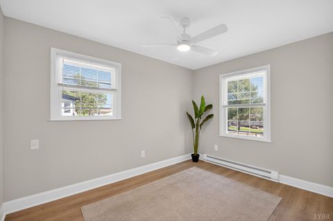 Tiny photo for 3537 Bell Town Rd, Bedford, VA 24523 (MLS # 365932)