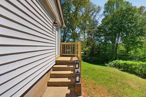 Tiny photo for 3537 Bell Town Rd, Bedford, VA 24523 (MLS # 365932)