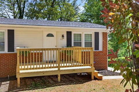 Tiny photo for 3537 Bell Town Rd, Bedford, VA 24523 (MLS # 365932)