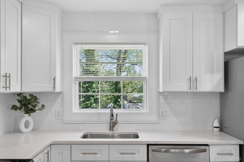 Tiny photo for 3537 Bell Town Rd, Bedford, VA 24523 (MLS # 365932)