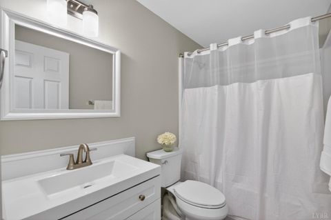 Tiny photo for 3537 Bell Town Rd, Bedford, VA 24523 (MLS # 365932)