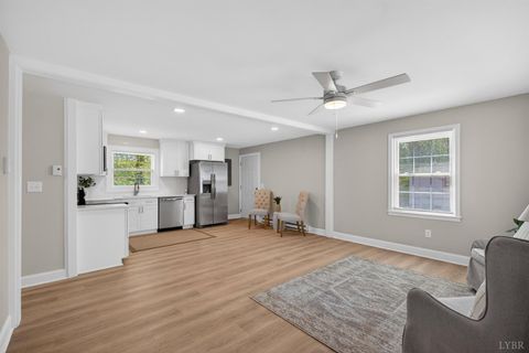 Tiny photo for 3537 Bell Town Rd, Bedford, VA 24523 (MLS # 365932)