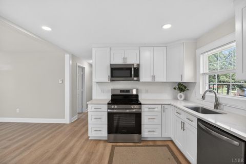 Tiny photo for 3537 Bell Town Rd, Bedford, VA 24523 (MLS # 365932)