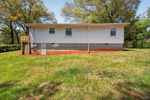Tiny photo for 3537 Bell Town Rd, Bedford, VA 24523 (MLS # 365932)