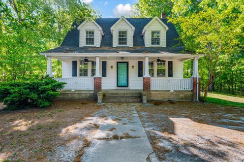 Photo of 580 Jennings Road, Gladys, VA 24554 (MLS # 366093)