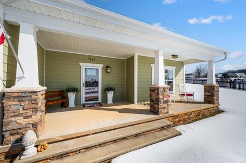 Tiny photo for 1057 Telford Road, Forest, VA 24551 (MLS # 364381)