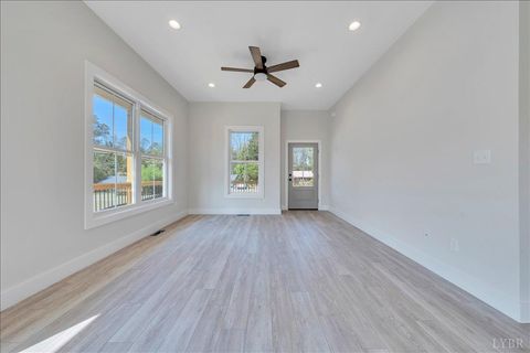 Tiny photo for 194 Triple Oak Cir., Madison Heights, VA 24503 (MLS # 363851)