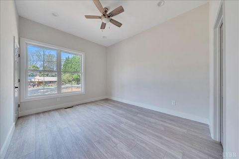 Tiny photo for 194 Triple Oak Cir., Madison Heights, VA 24503 (MLS # 363851)