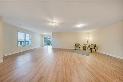 Tiny photo for 1114 8th Fairway Lane, Huddleston, VA 24104 (MLS # 364969)