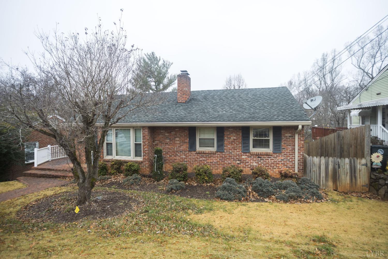 4633 Greenwood Drive Dr, Lynchburg, Virginia image 2