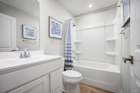 Tiny photo for 28 Crossing Court, Bedford, VA 24523 (MLS # 363845)