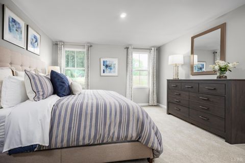 Tiny photo for 28 Crossing Court, Bedford, VA 24523 (MLS # 363845)