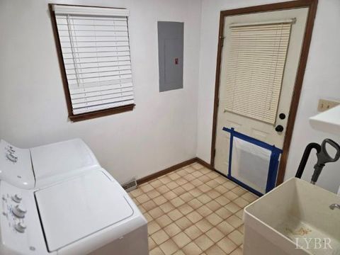 Tiny photo for 1030 Morey Place, Lynchburg, VA 24502 (MLS # 364766)