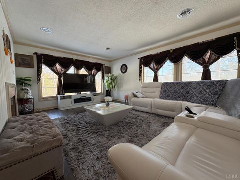 Tiny photo for 111 Oaklawn Terrace, Gretna, VA 24557 (MLS # 364317)