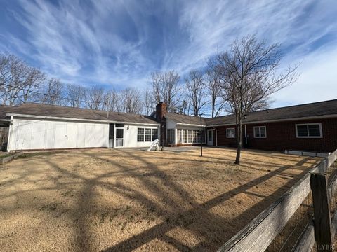 Tiny photo for 111 Oaklawn Terrace, Gretna, VA 24557 (MLS # 364317)
