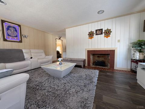 Tiny photo for 111 Oaklawn Terrace, Gretna, VA 24557 (MLS # 364317)