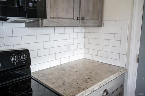 Tiny photo for 2606 Confederate Avenue, Lynchburg, VA 24501 (MLS # 363944)