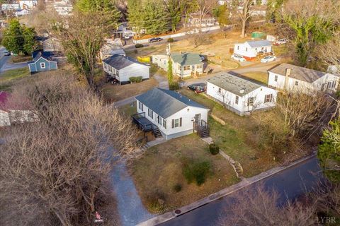 Tiny photo for 442 W King St St, Bedford, VA 24523 (MLS # 363809)