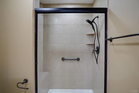 Tiny photo for 1365 Jefferson Way, Forest, VA 24551 (MLS # 362725)