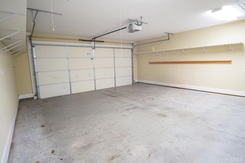 Tiny photo for 1365 Jefferson Way, Forest, VA 24551 (MLS # 362725)