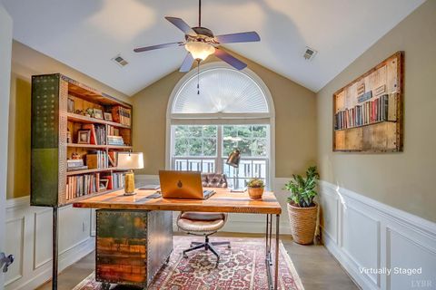 Tiny photo for 1365 Jefferson Way, Forest, VA 24551 (MLS # 362725)