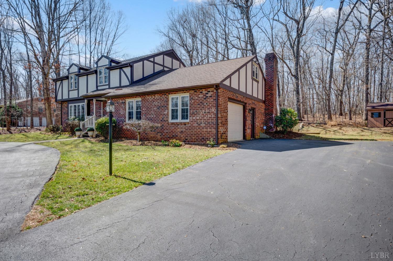 532 Federal Hill Drive, Forest, Virginia image 3