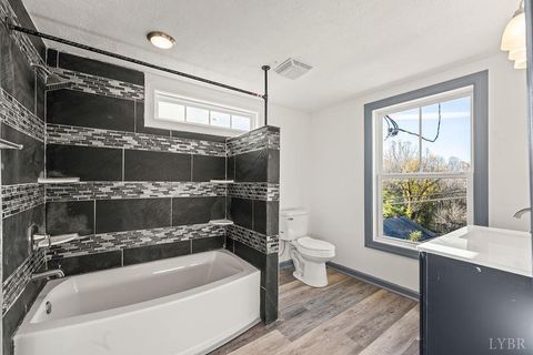 Tiny photo for 1018 Garland Street, Lynchburg, VA 24504 (MLS # 362962)