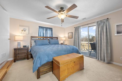 Tiny photo for 1215 Longwood Avenue, Bedford, VA 24523 (MLS # 364144)