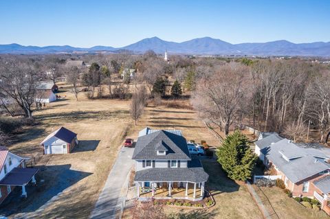 Tiny photo for 1215 Longwood Avenue, Bedford, VA 24523 (MLS # 364144)