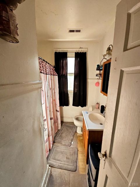 Tiny photo for 901 Centerdale Street, Lynchburg, VA 24501 (MLS # 365358)