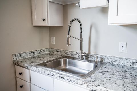 Tiny photo for 1340 Bedford Avenue, Lynchburg, VA 24501 (MLS # 364250)