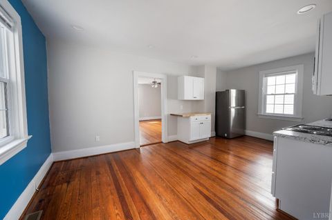 Tiny photo for 1340 Bedford Avenue, Lynchburg, VA 24501 (MLS # 364250)