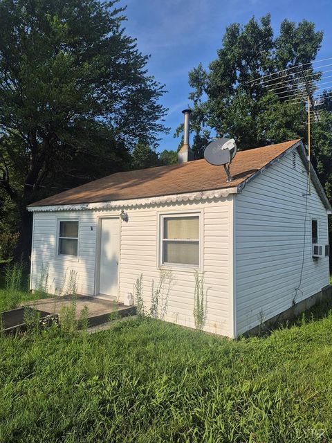 Homes For Sale - 3686 Crawley Road<br/> Charlotte County, Cullen, VA 23934