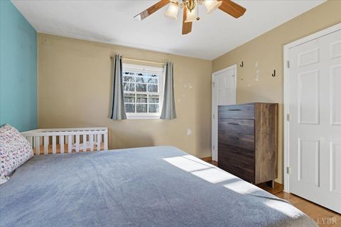 Tiny photo for 2835 Edwardsville Rd Rd, Hardy, VA 24101 (MLS # 363266)