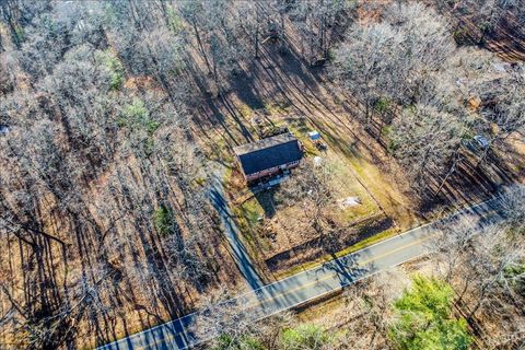 Tiny photo for 2835 Edwardsville Rd Rd, Hardy, VA 24101 (MLS # 363266)