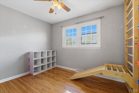 Tiny photo for 2835 Edwardsville Rd Rd, Hardy, VA 24101 (MLS # 363266)