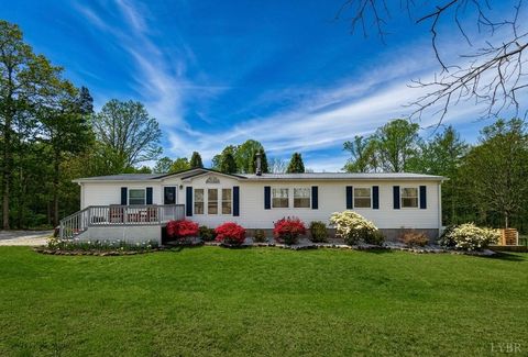 Photo of 1636 Tucker Terrace, Evington, VA 24550 (MLS # 365344)