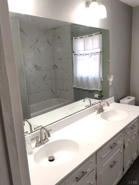 Tiny photo for 1316 DUDLEY Road, Moneta, VA 24121 (MLS # 363753)