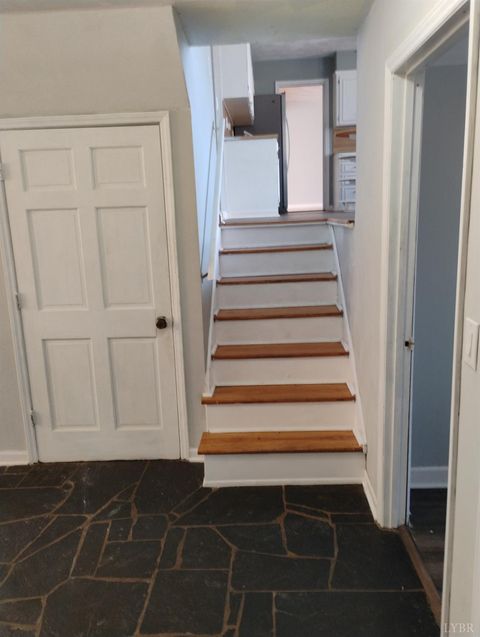 Tiny photo for 1316 DUDLEY Road, Moneta, VA 24121 (MLS # 363753)