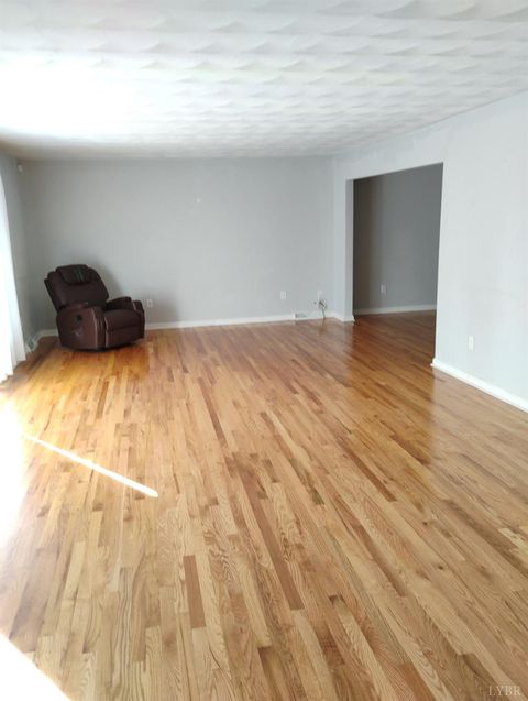 Tiny photo for 1316 DUDLEY Road, Moneta, VA 24121 (MLS # 363753)