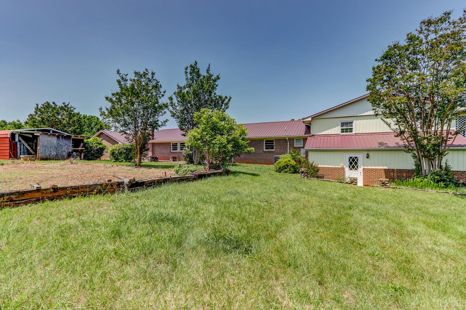 389 Delta Drive, Hurt, Virginia image 31