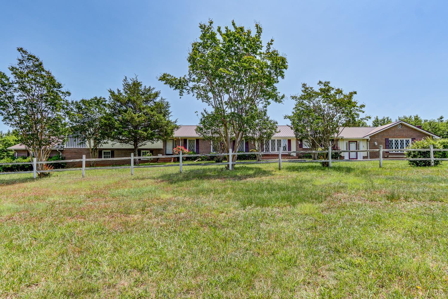 389 Delta Drive, Hurt, Virginia image 13