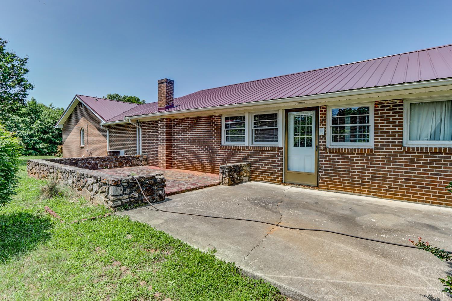 389 Delta Drive, Hurt, Virginia image 35
