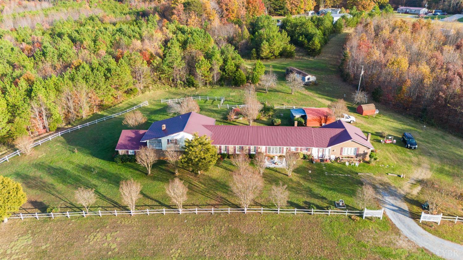 389 Delta Drive, Hurt, Virginia image 4