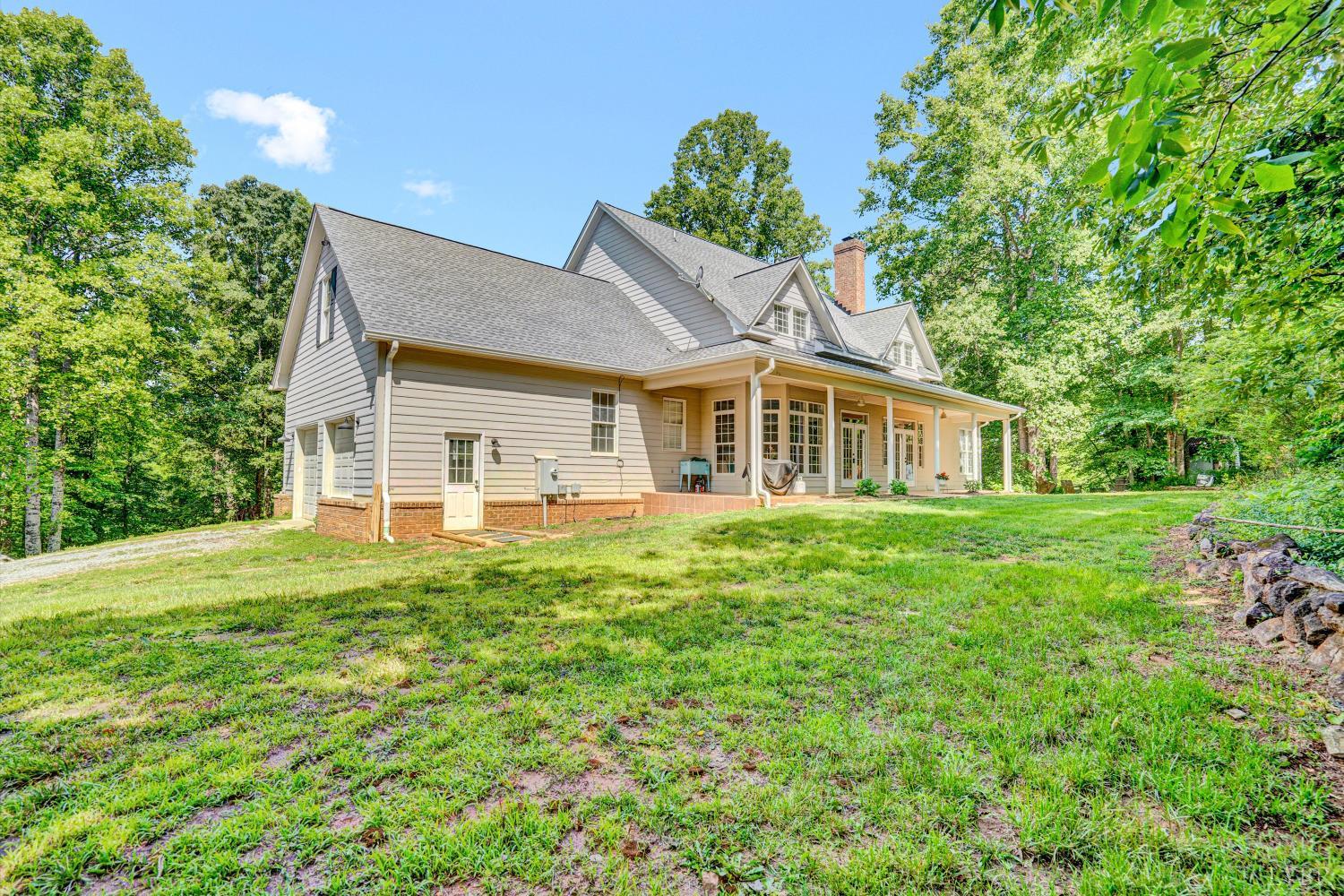 1151 Roaring Run Rd, Goode, Virginia image 36