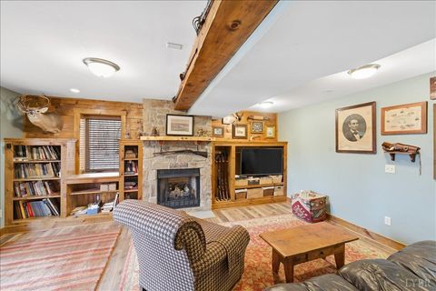 Tiny photo for 185 Wild Rose Ln Ln, Monroe, VA 24574 (MLS # 363599)